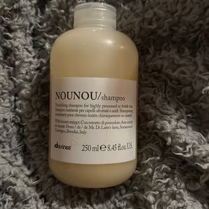 Nounou Nourishing Shampoo